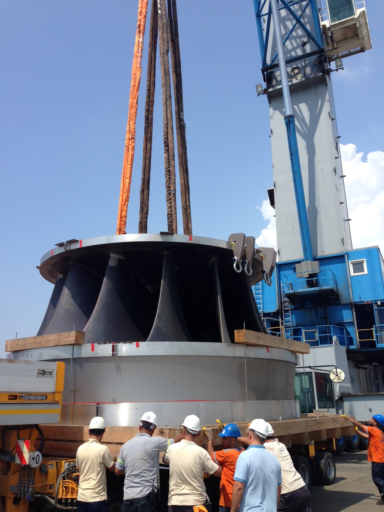 Runner for power plant to Turkey